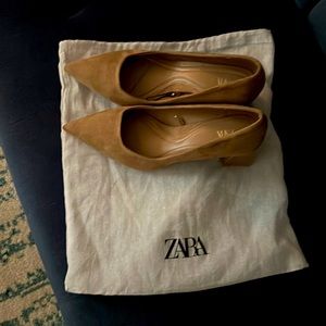 zara block high heels in sandy brown, size 38.
